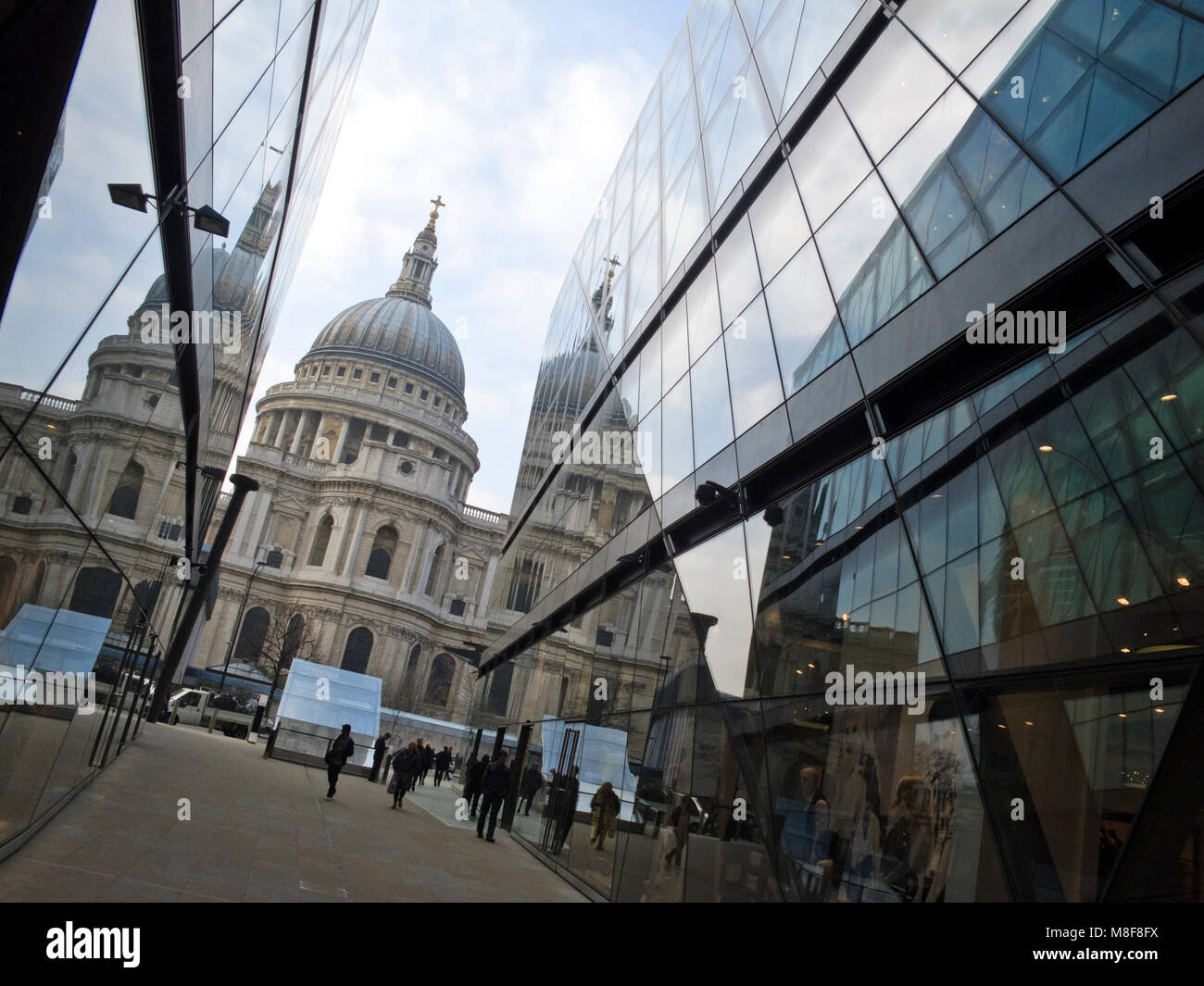 St Paul's Cathedral reflected in the glass exterior of One New Change City of London England Stock Photo