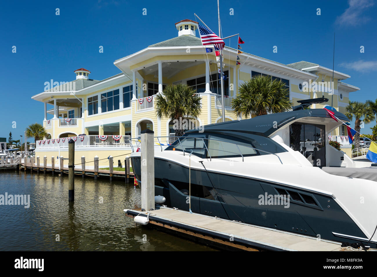 Yachts docked at the Naples Yacht and Sailing Club, Naples, Florida, USA Stock Photo