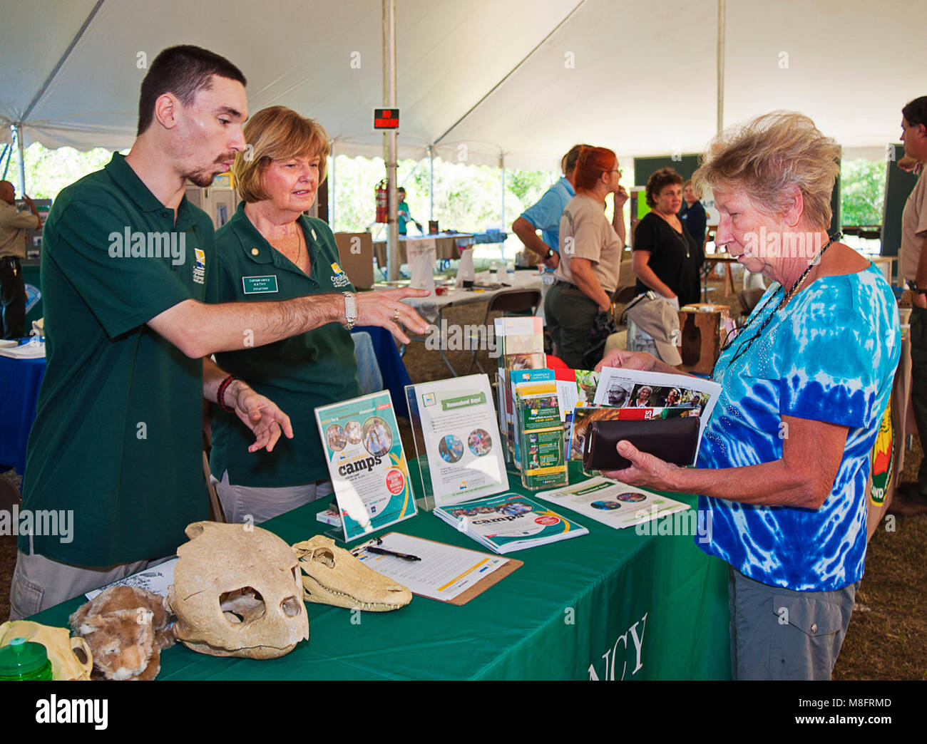 Allen and Kathy of the Conservancy of Southwest Florida speak Stock