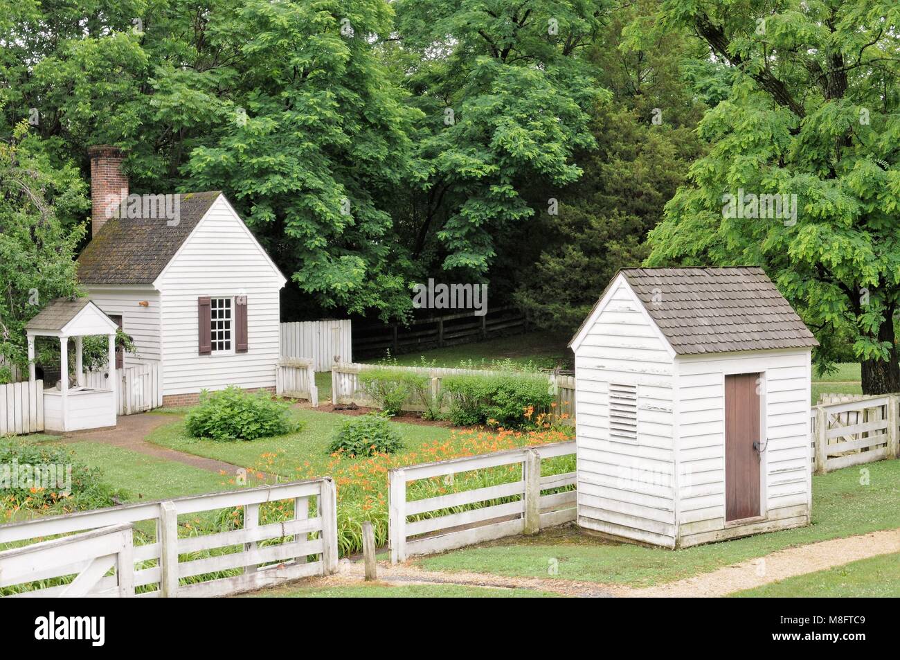 Colonial flower garden in Williamsburg, Virginia Stock Photo Alamy