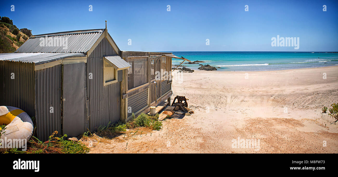 Corrugated iron beach shack at Snelling Beach Kangaroo Island, South Australia Stock Photo