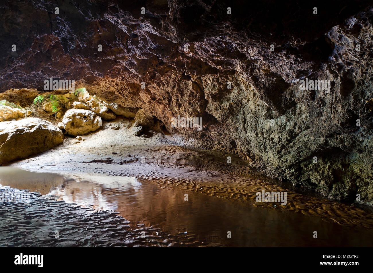 Limestone cave at Stockyard Gully National Park, Western Australia