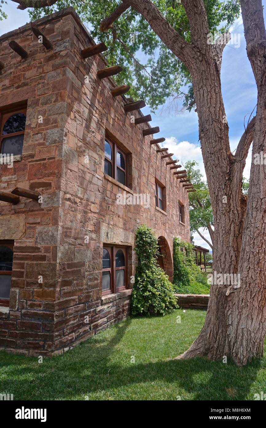 Cameron, AZ, USA: The Native American Art Gallery at Cameron Trading Post, a Native American cultural center. Stock Photo