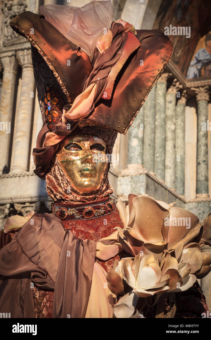 Venice carnival ball dress hi-res stock photography and images - Alamy