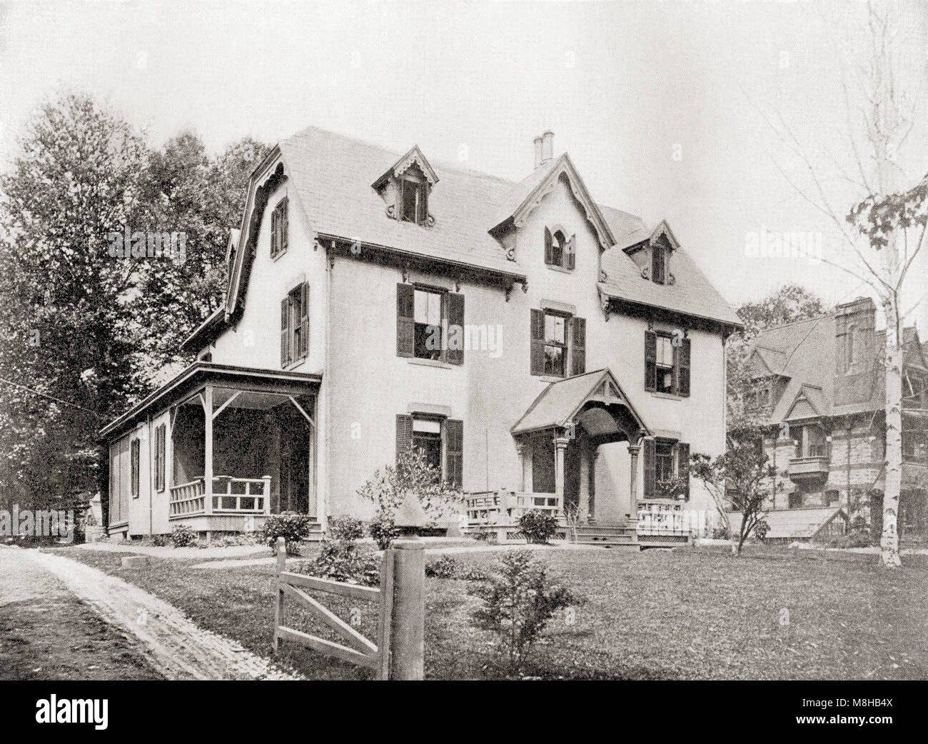 The house of Harriet Beecher Stow, Hartford, Connecticut, America.  Harriet Elisabeth Beecher Stowe, 1811 – 1896.  American abolitionist and author.  From The International Library of Famous Literature, published c. 1900. Stock Photo