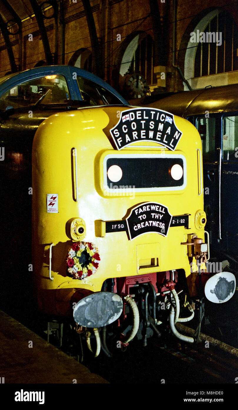 Class 55 deltic d9000 hi-res stock photography and images