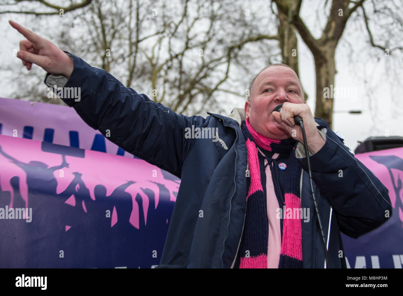 London, UK. 17 March 2018. Supporters of Non-league Football Club, Dulwich Hamlet rallied and marched to save the club from eviction from their Champion hill home by property developers Meadow Residential. David Rowe/ Alamy Live News. Stock Photo