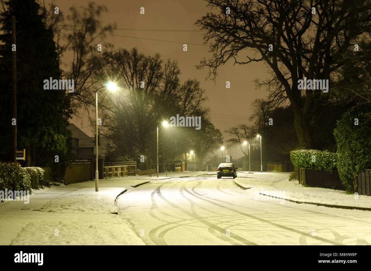 Reading Uk 18th March 18 Uk Weather Snow In Reading As The Stock Photo Alamy
