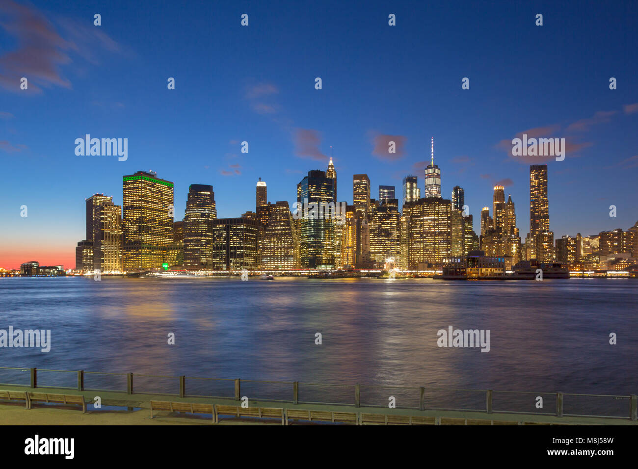 DOWNTOWN SKYLINE EAST RIVER MANHATTAN NEW YORK CITY USA Stock Photo - Alamy