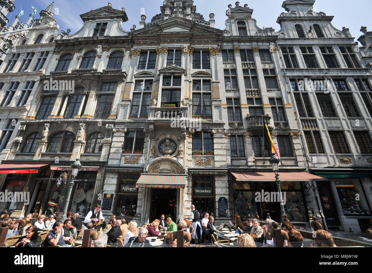 Italian Baroque houses Le Cerf, Joseph et Anne, L'Ange, La Chaloupe d'or, Le Pigeon and Le Marchand d'or from XVII century on Grand Place (Grand Squar Stock Photo