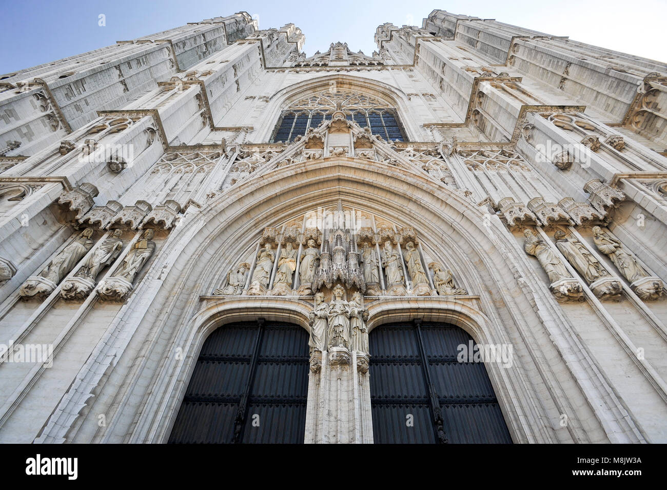 Brabantine Gothic Co Cathedrale Collegiale Des Ss Michel Et Gudule Collegiale Sint Michiels En Sint Goedele Co Kathedraal St Michael And St Gudula Stock Photo Alamy