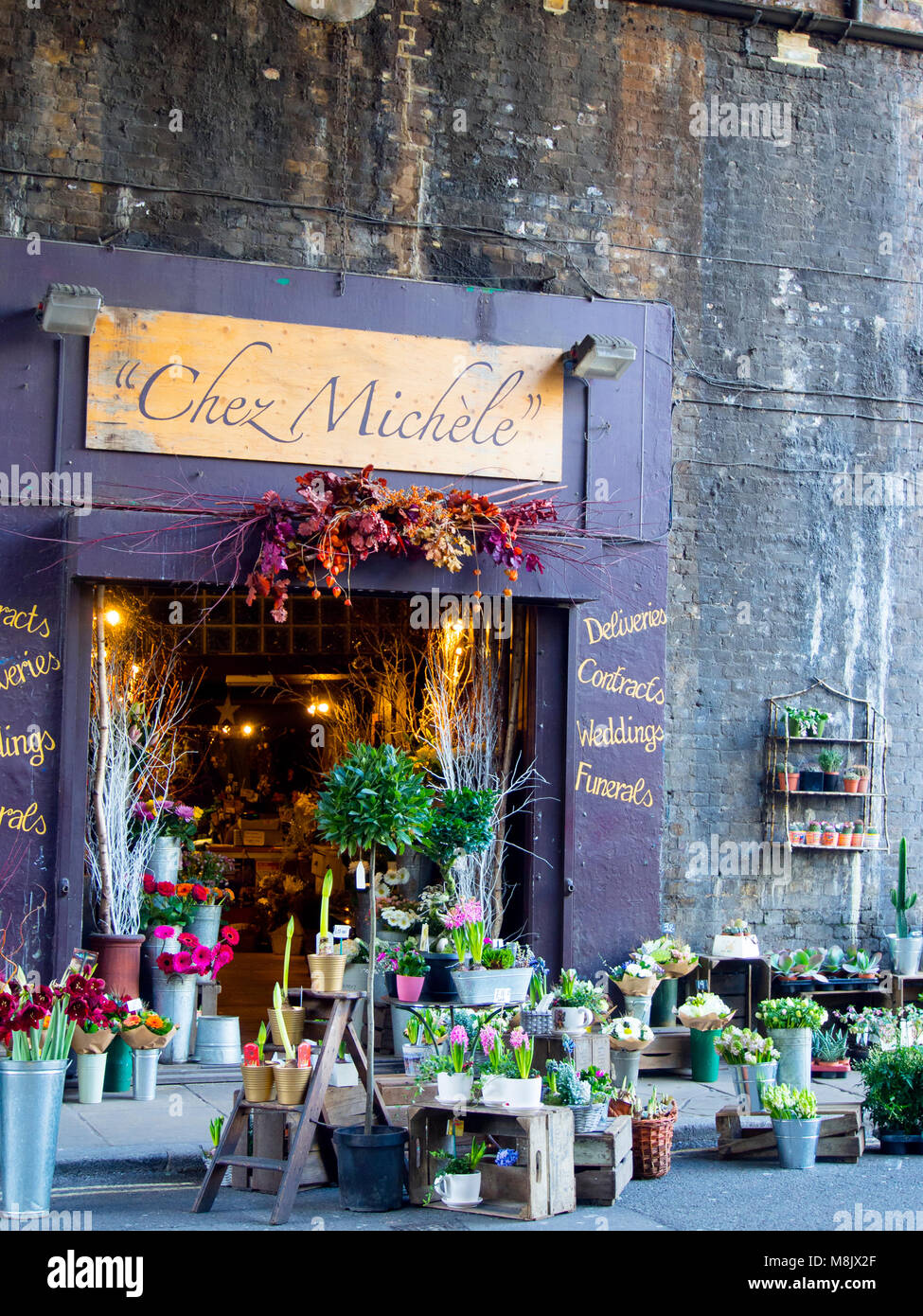 Flower shop london hires stock photography and images Alamy