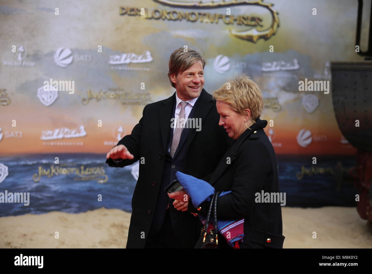 Berlin, Germany. 18th Mar, 2018. Berlin: The world premiere of 'Jim Knopf and Luke the locomotive driver' in front of the Sony Center on Potsdamer Platz. The photo shows the acto rHenning Baum on the red carpet. Credit: Simone Kuhlmey/Pacific Press/Alamy Live News Stock Photo