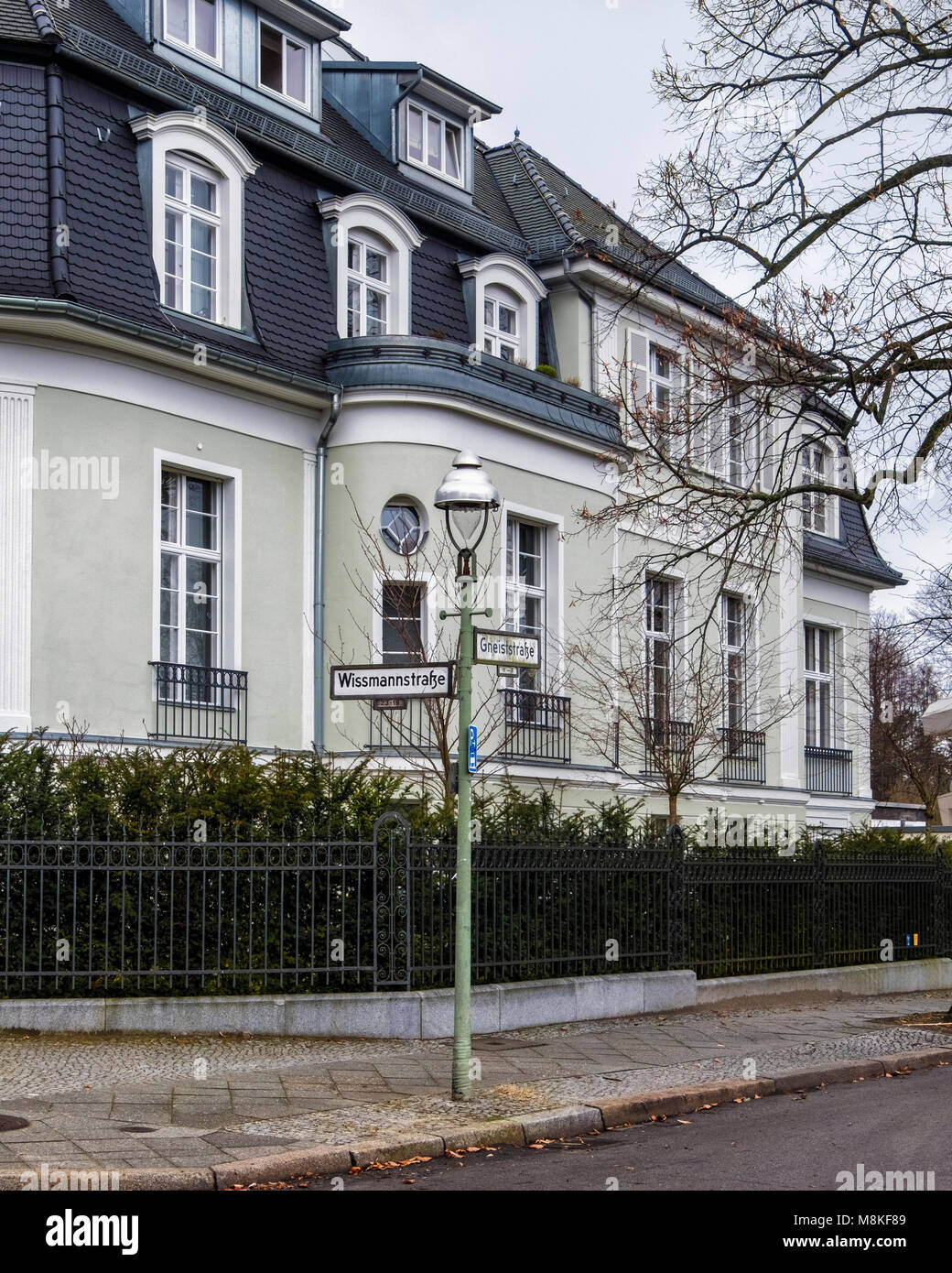 Berlin,Grunewald, Large mansions of wealthy residents line streets of