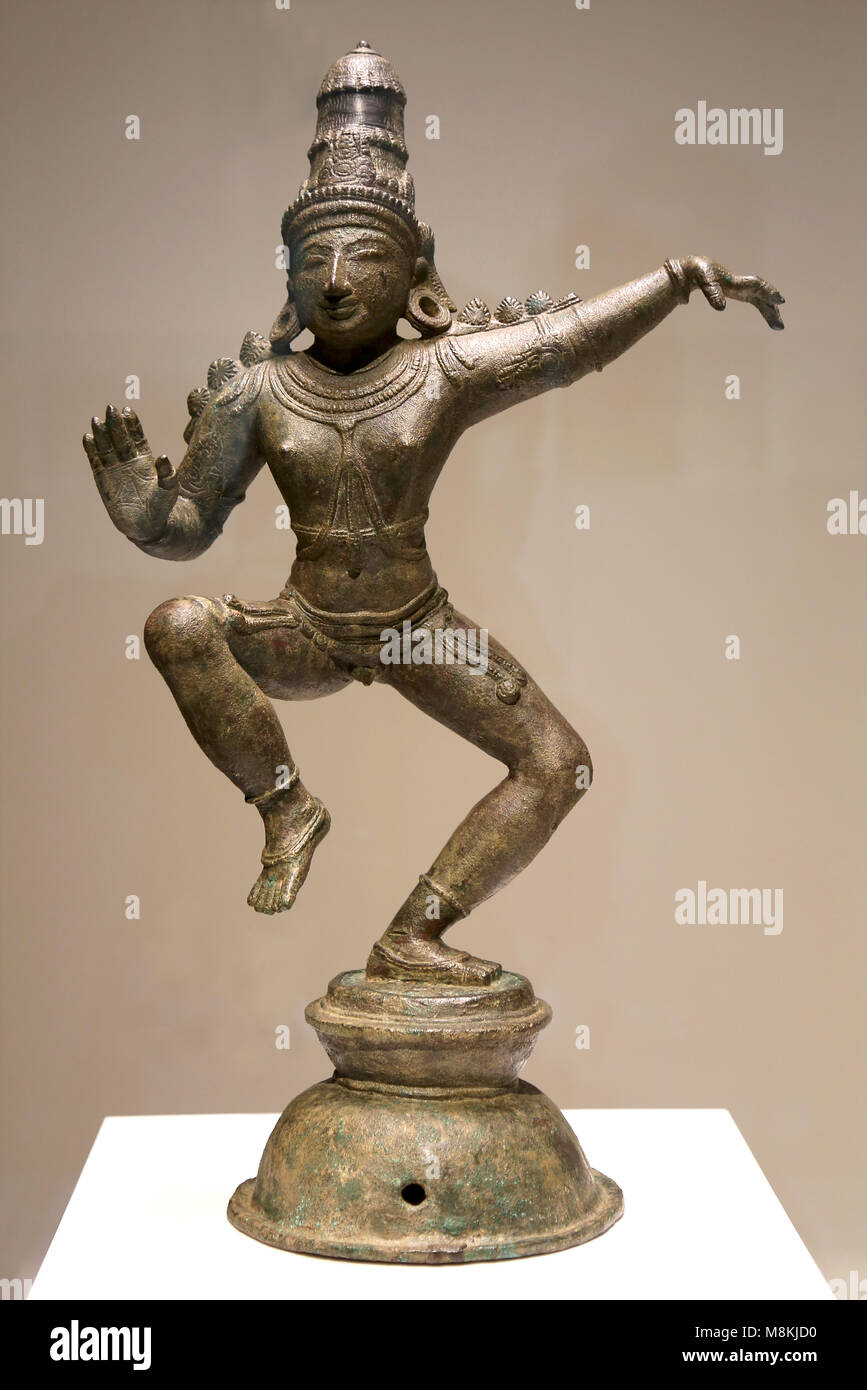 Dancing Krishna, Chola Dynasty. Tamil-Nadu, Southern India. 13th -14th centuries. Bronze sculpture. Museum of world cultures. Stock Photo