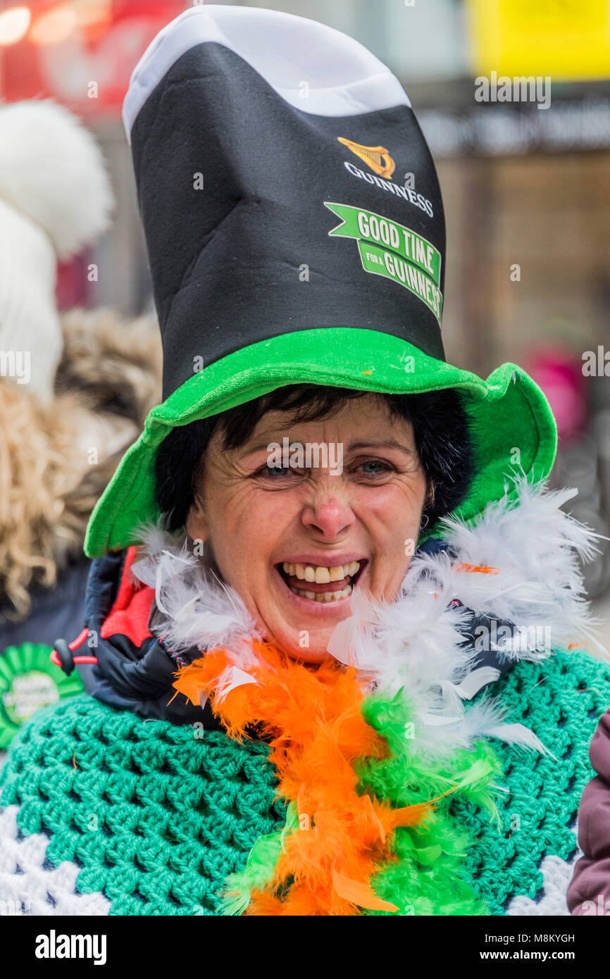 Mayor of London, Sadiq Khan, Grand Marshalls Gloria Hunniford & Imelda Staunton, Angela Scanlon (TV), Angela Brady (Architecture), Cecila Gallagher (Chairperson of the Woman's Irish Network) lead the London St Patrick's Day parade from Piccadilly to Trafalgar Square. Credit: Guy Bell/Alamy Live News Stock Photo