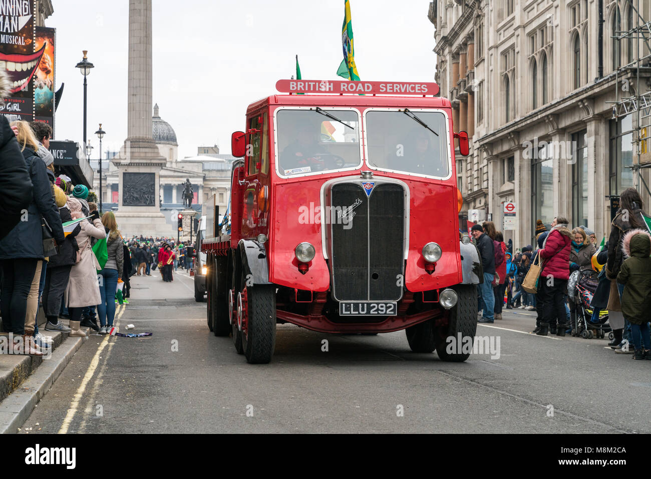 London, UK. 18 March 2018. British Road services, old 1950 AEC Mammoth Major truck is in St Patrick's parade, London. Credit: AndKa/Alamy Live News Stock Photo