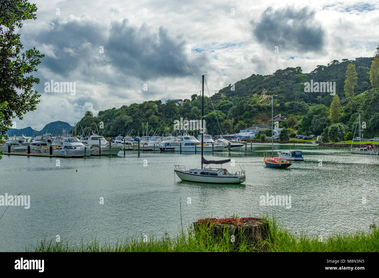 Whangaroa harbour new zealand hires stock photography and images Alamy