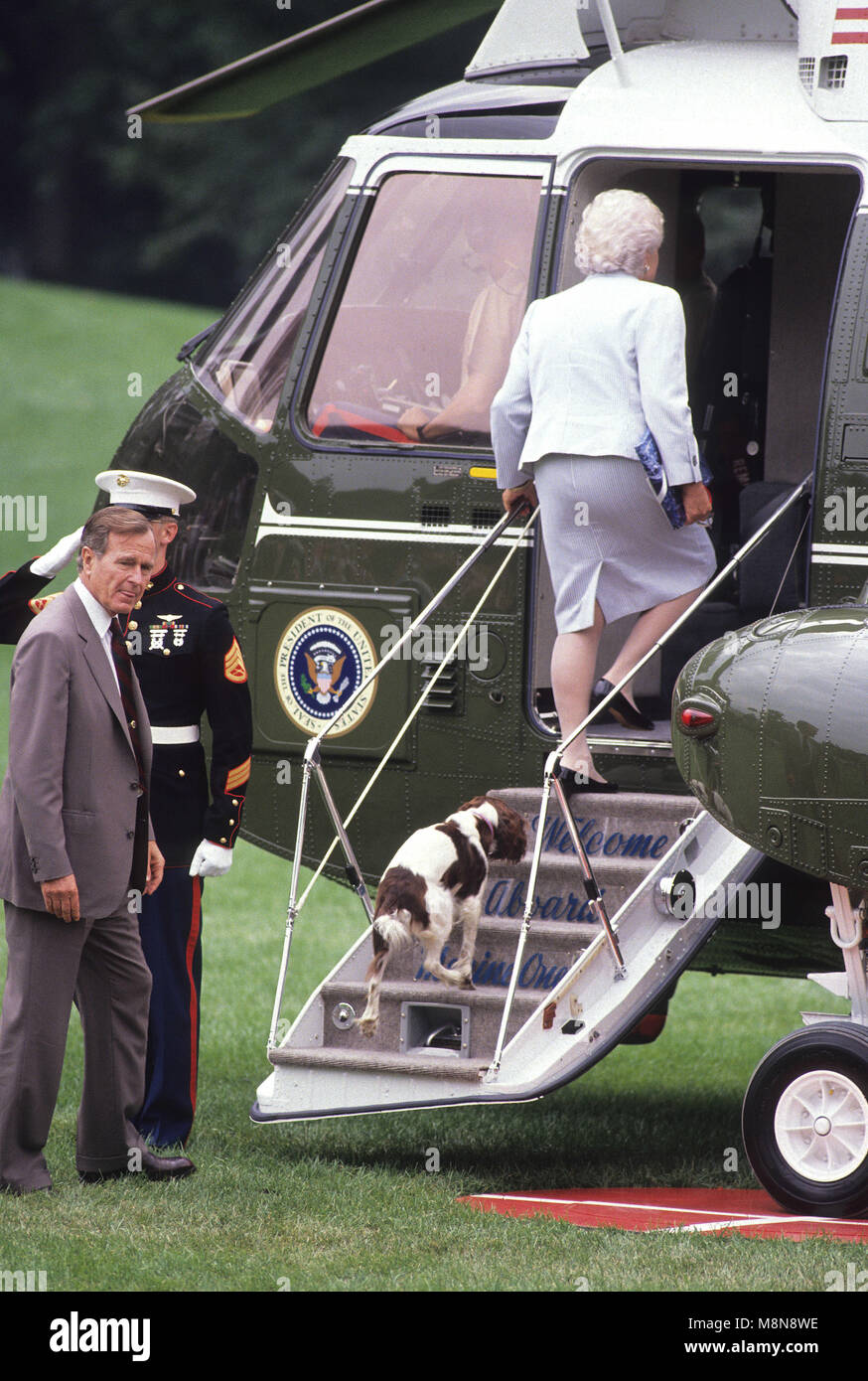 George bush camp david hi-res stock photography and images - Alamy