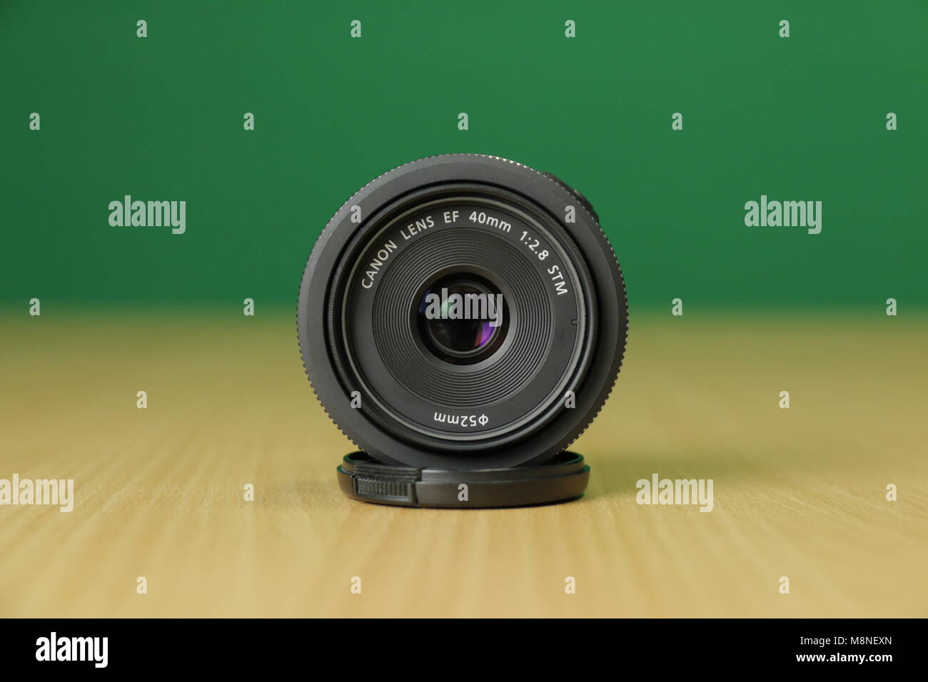 The Lens Canon 40mm Stock Photo - Alamy