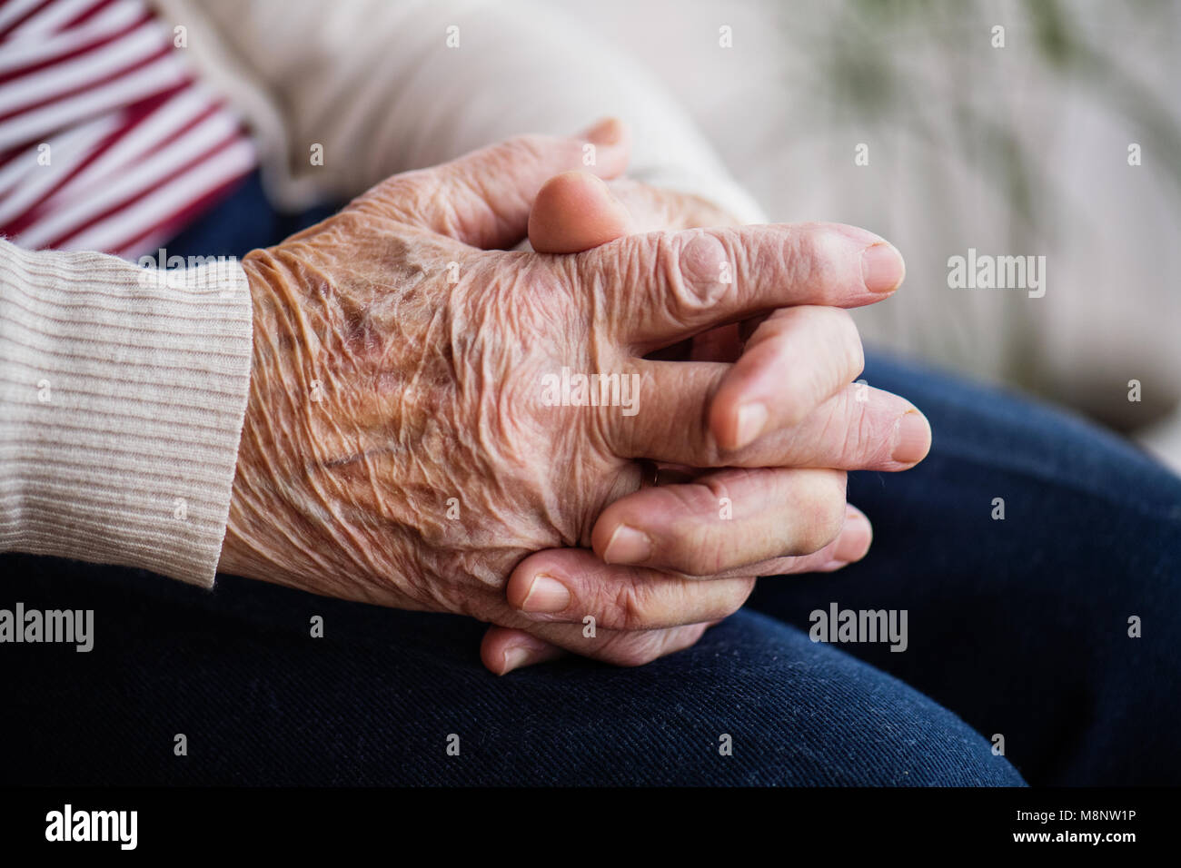 Old person hands nursing home hi-res stock photography and images - Alamy