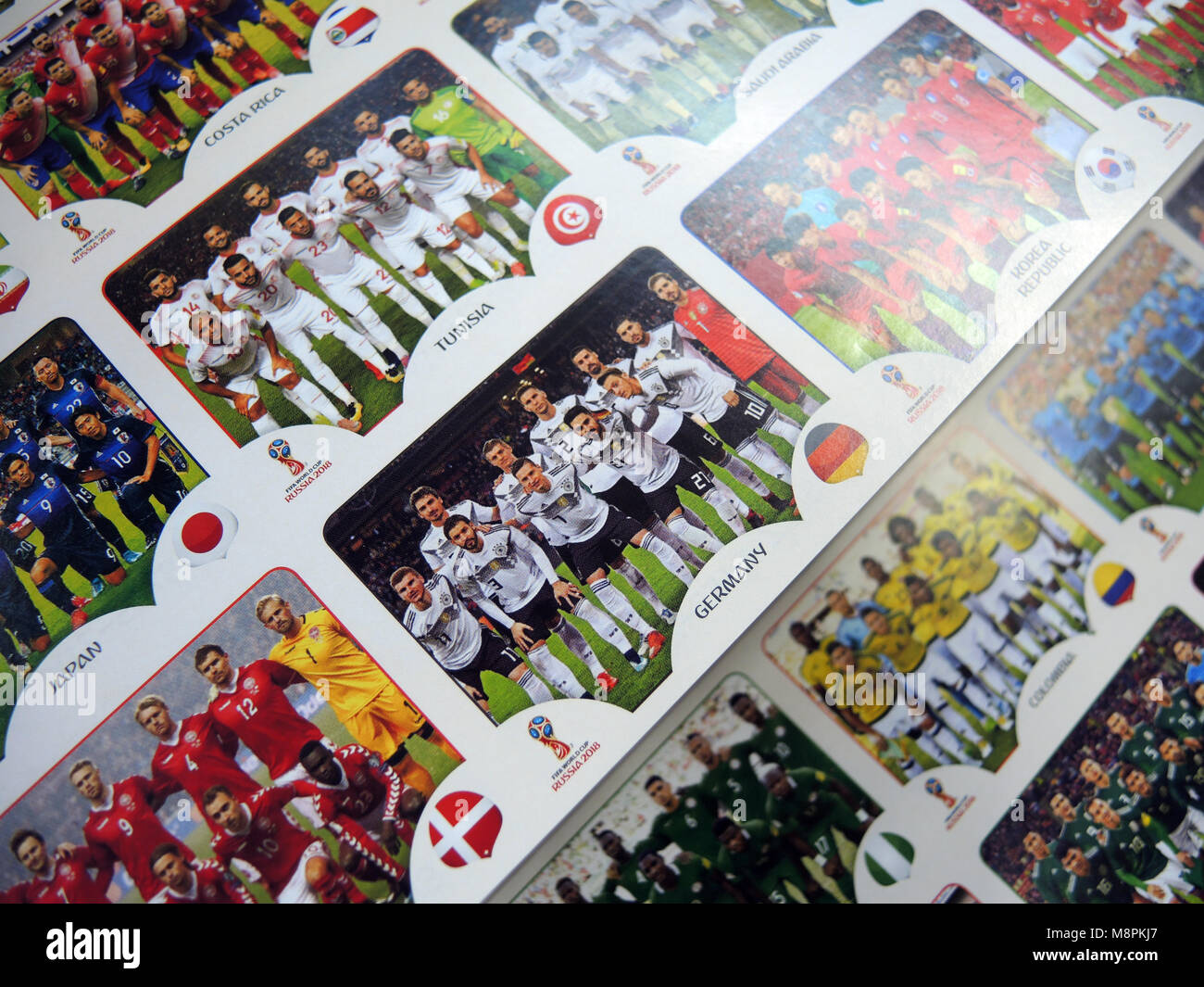 Panini - FIFA World Cup Qatar 2022 - Sticker Starter Pack - Belgian Release