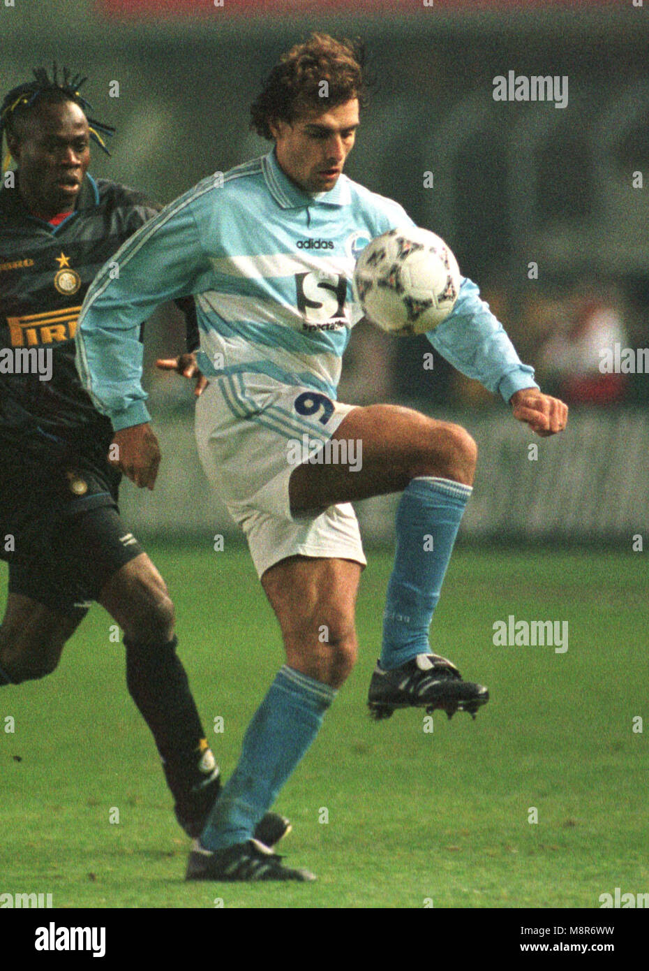File:RCS-OL Ligue 1 - Mur Bleu - Meinau.jpg - Wikimedia Commons