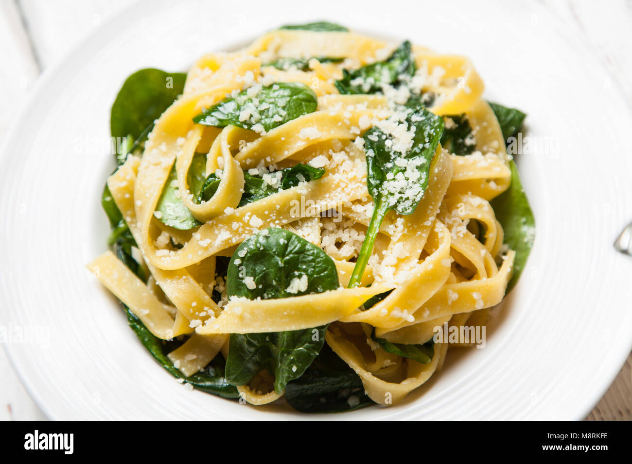 spinach-tagliatelle-pasta-stock-photo-alamy