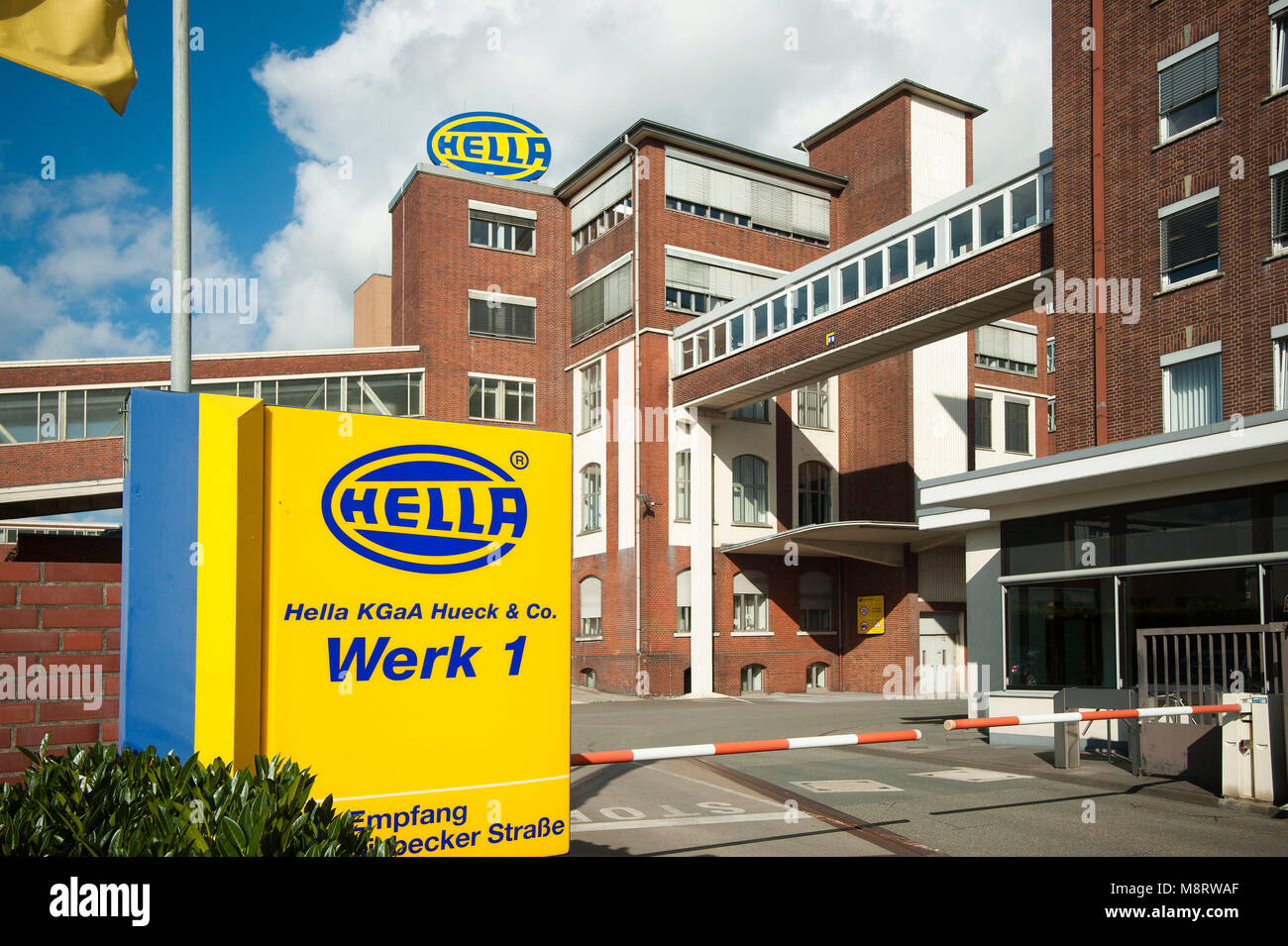 Das Hauptgebaude Von Hella In Lippstadt Stock Photo Alamy