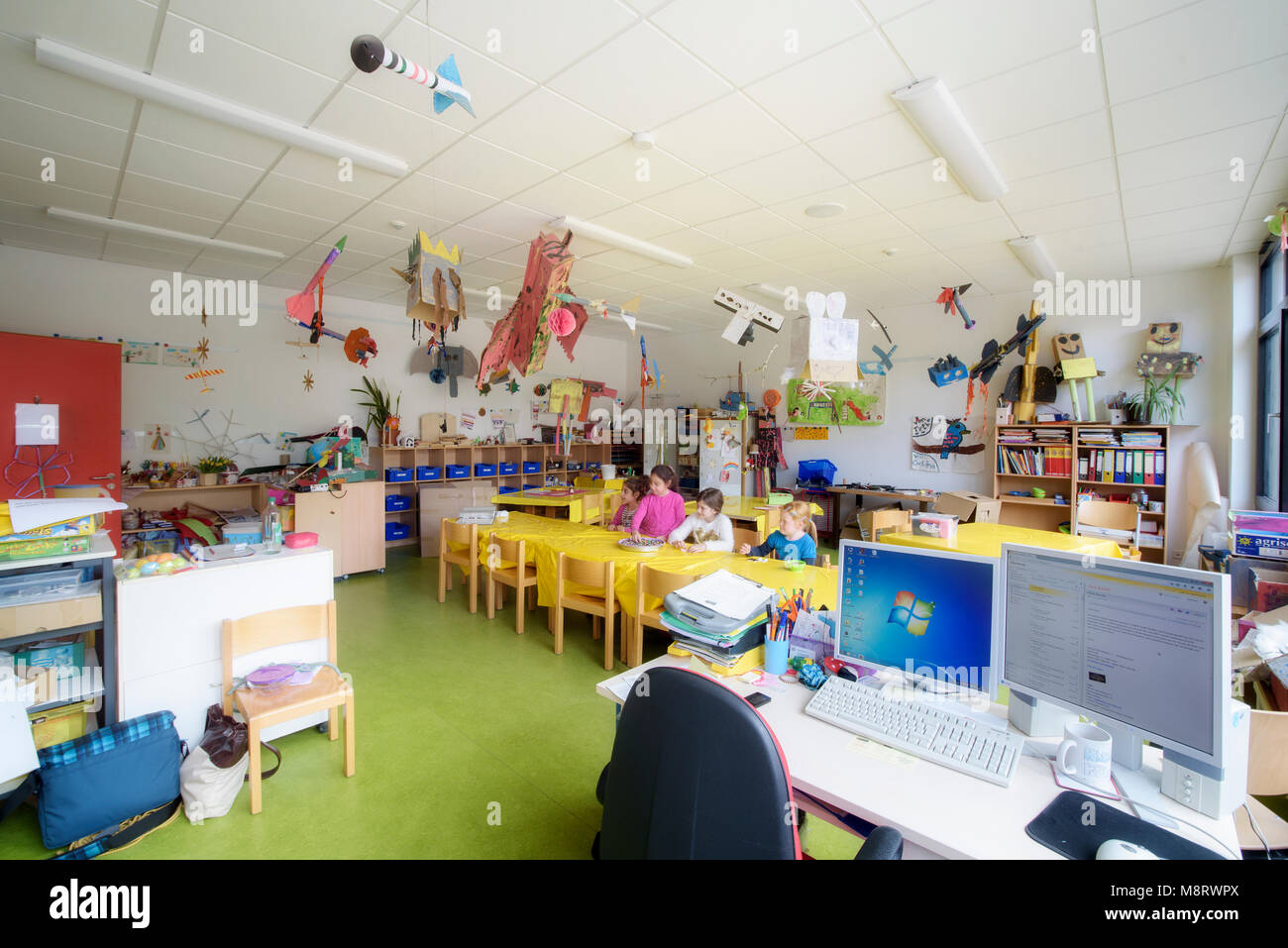 Alltag in der Grundschule Stock Photo