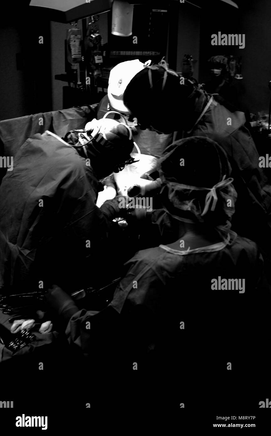 Surgeons at work Stock Photo - Alamy
