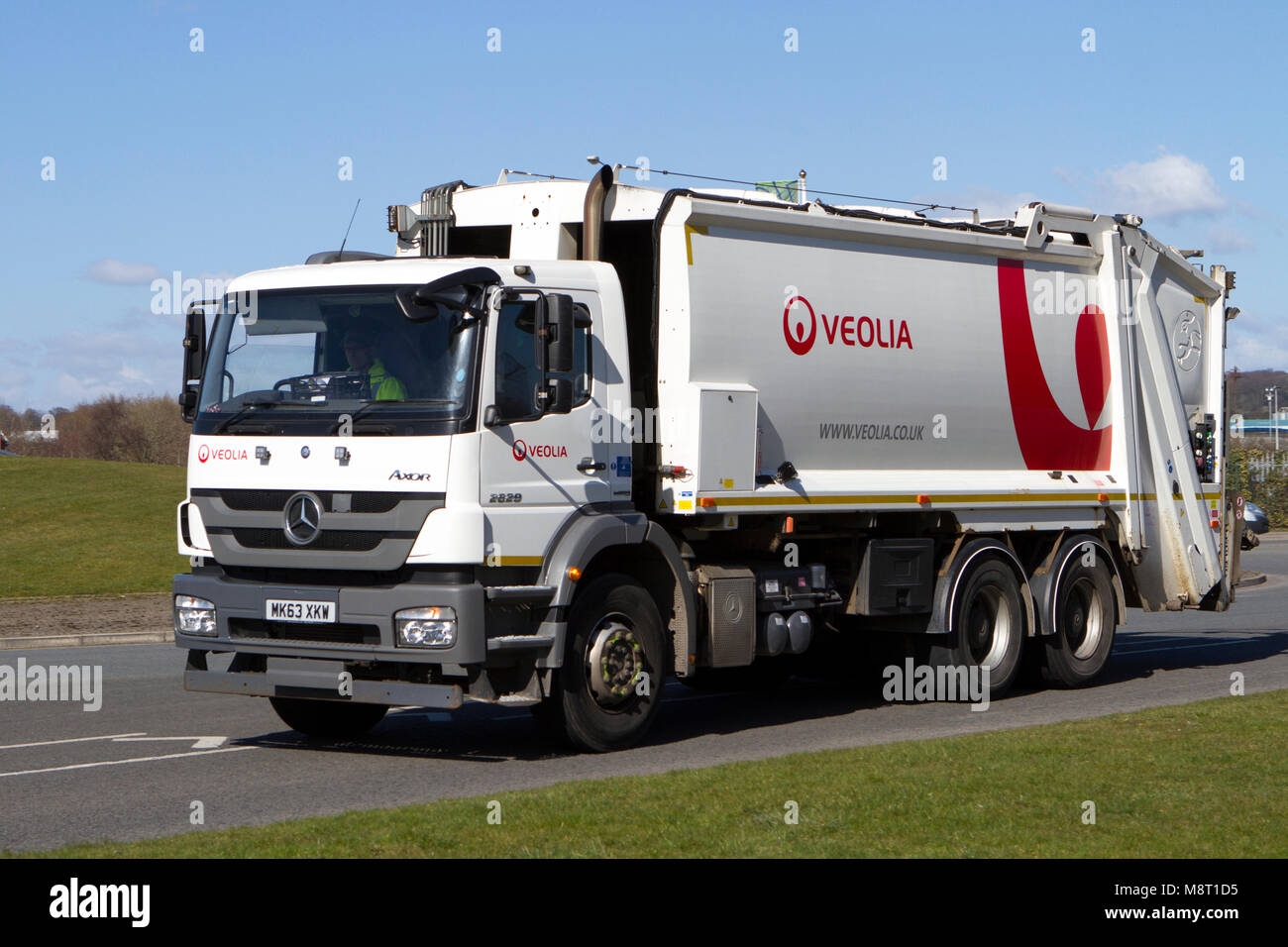 Veolia domestic bin lorry waste garbage rubbish Transport & logistics