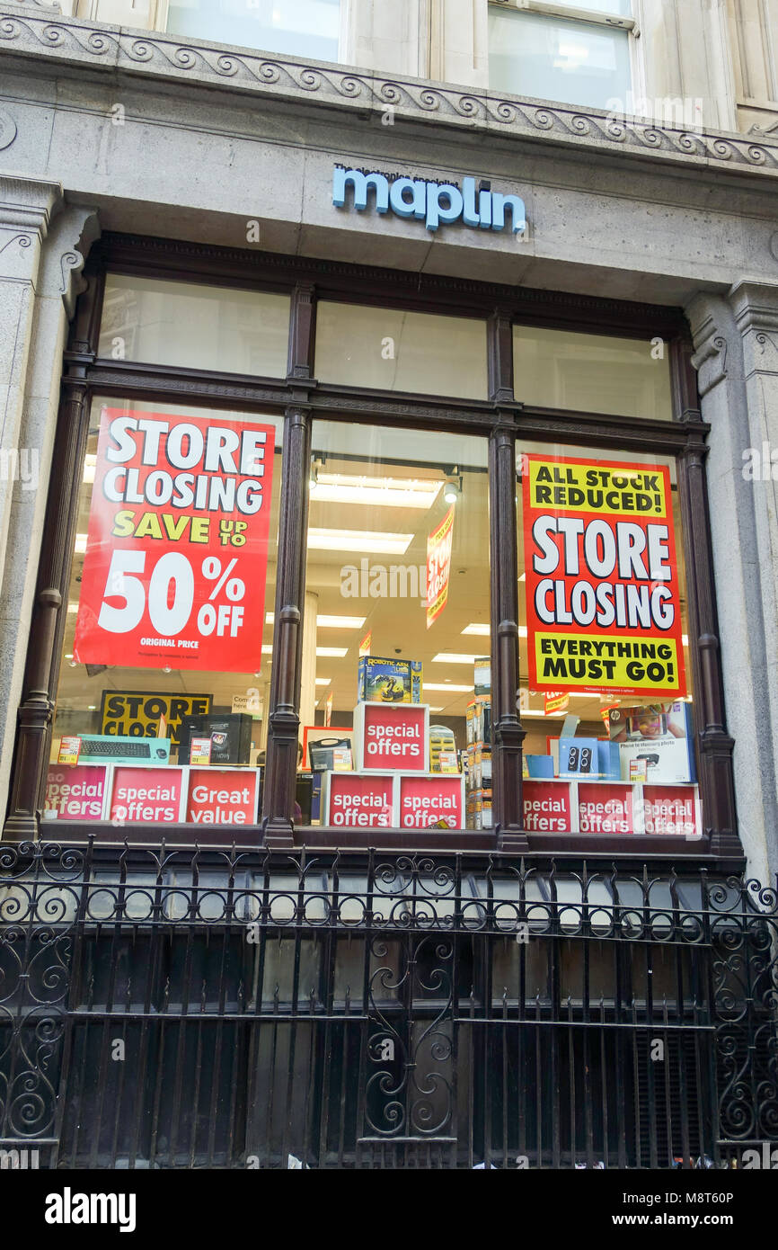 LONDON, UK -16th Mar 2018: Maplin store at their Eastcheap branch in Monument offers heavy discounts to customers before closing down. Stock Photo