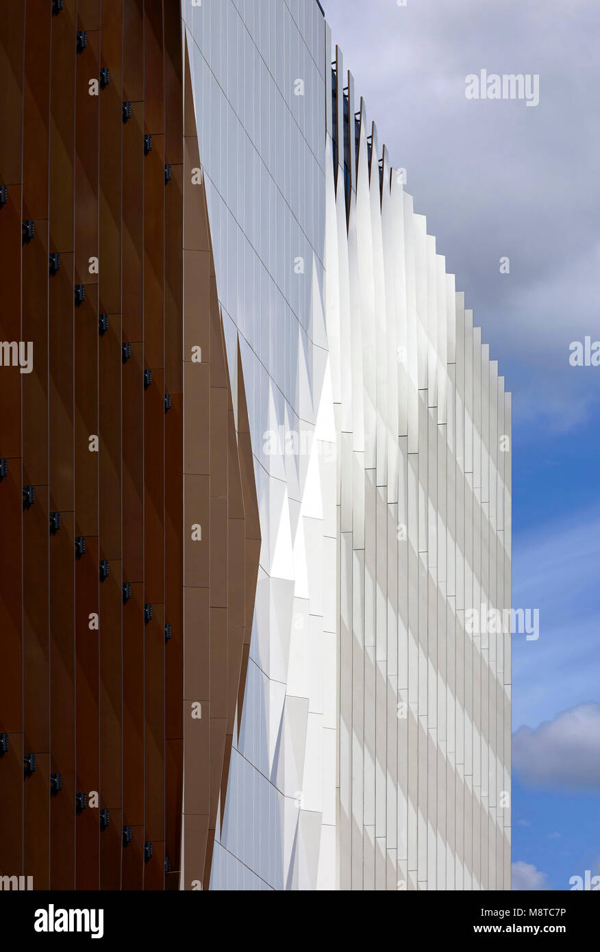 Cladding detail. 1 Forbury Place, Reading, United Kingdom. Architect
