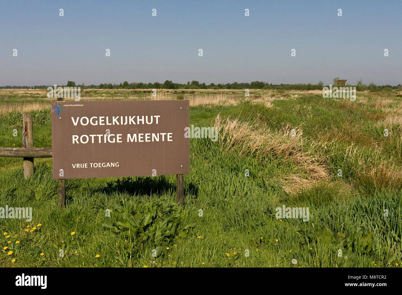 Bord bij Vogelkijkhut Rottige Meente; Sign at bird hide Rottige Meente Stock Photo