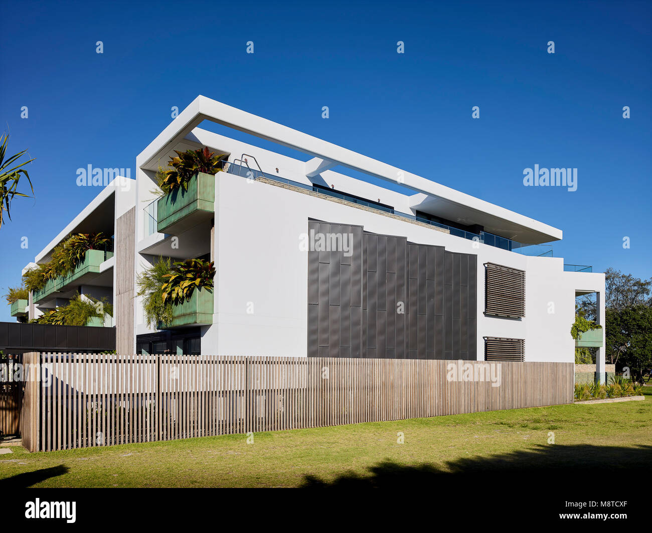 Side facade. Lawson Apartments, Byron Bay, Australia. Architect Fender