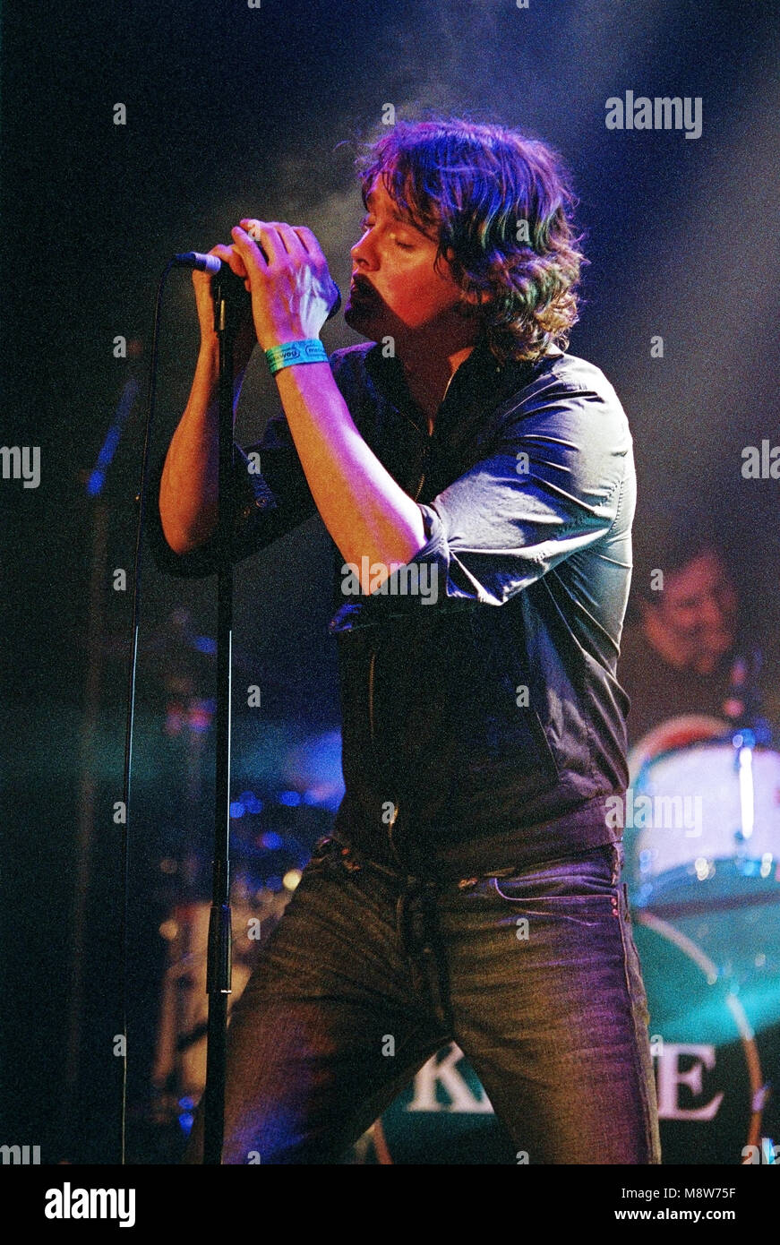 Keane tom chaplin concert hires stock photography and images Alamy