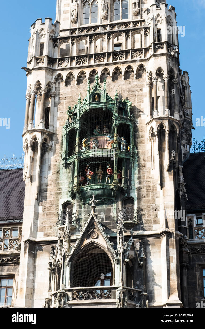 RathausGlockenspiel in Marienplatz, Munich, Germany Stock Photo Alamy