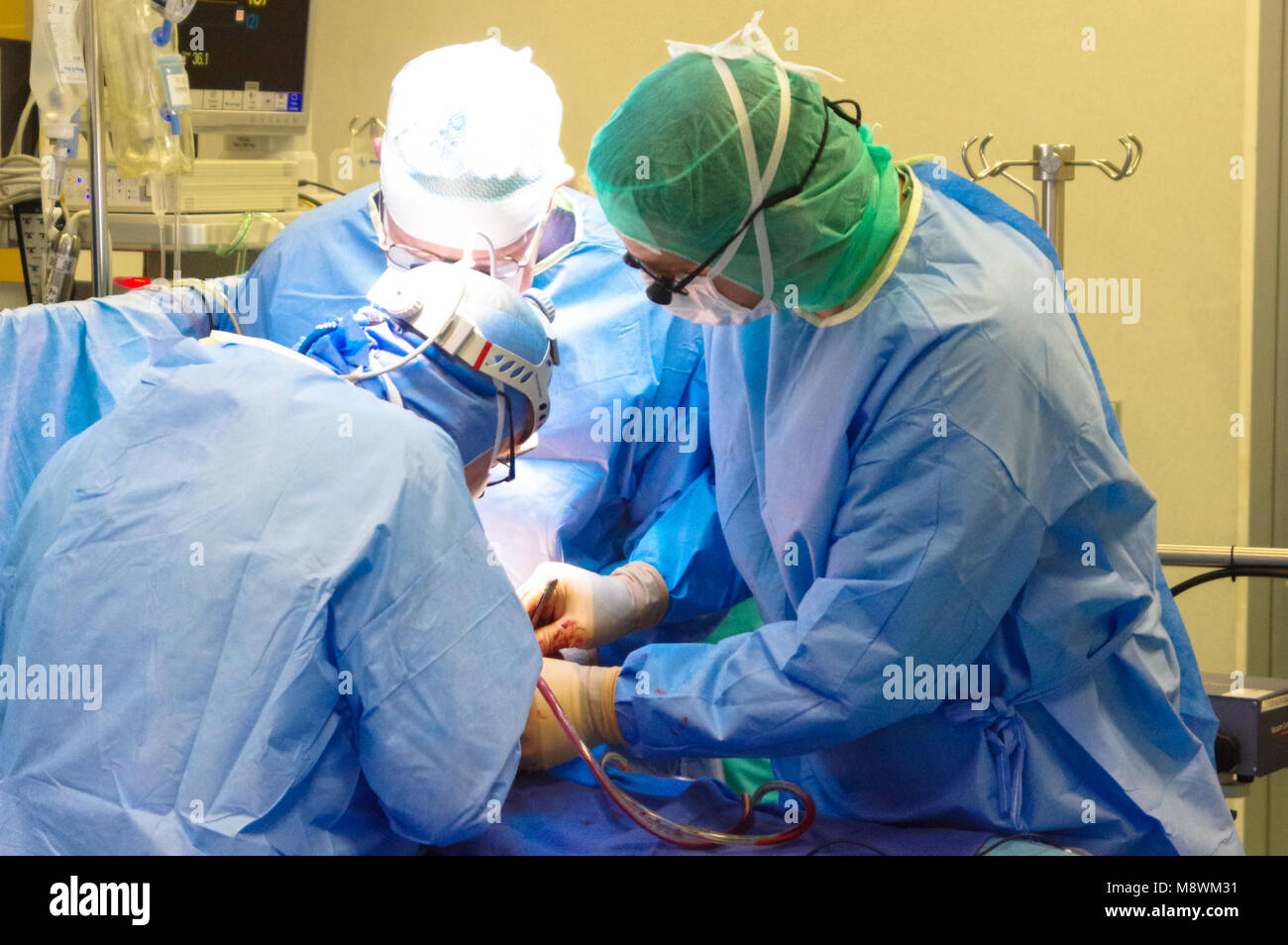 Surgeons at work Stock Photo - Alamy