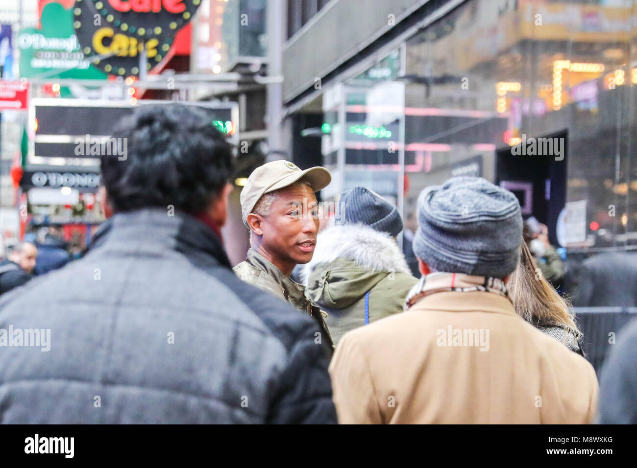 New York, USA. 20th March, 2018. The American singer Pharrell Williams is seen in front of a studio of a television station in the city of New York in the United States this Tuesday, 20. (PHOTO: VANESSA CARVALHO/BRAZIL PHOTO PRESS) Credit: Brazil Photo Press/Alamy Live News Stock Photo