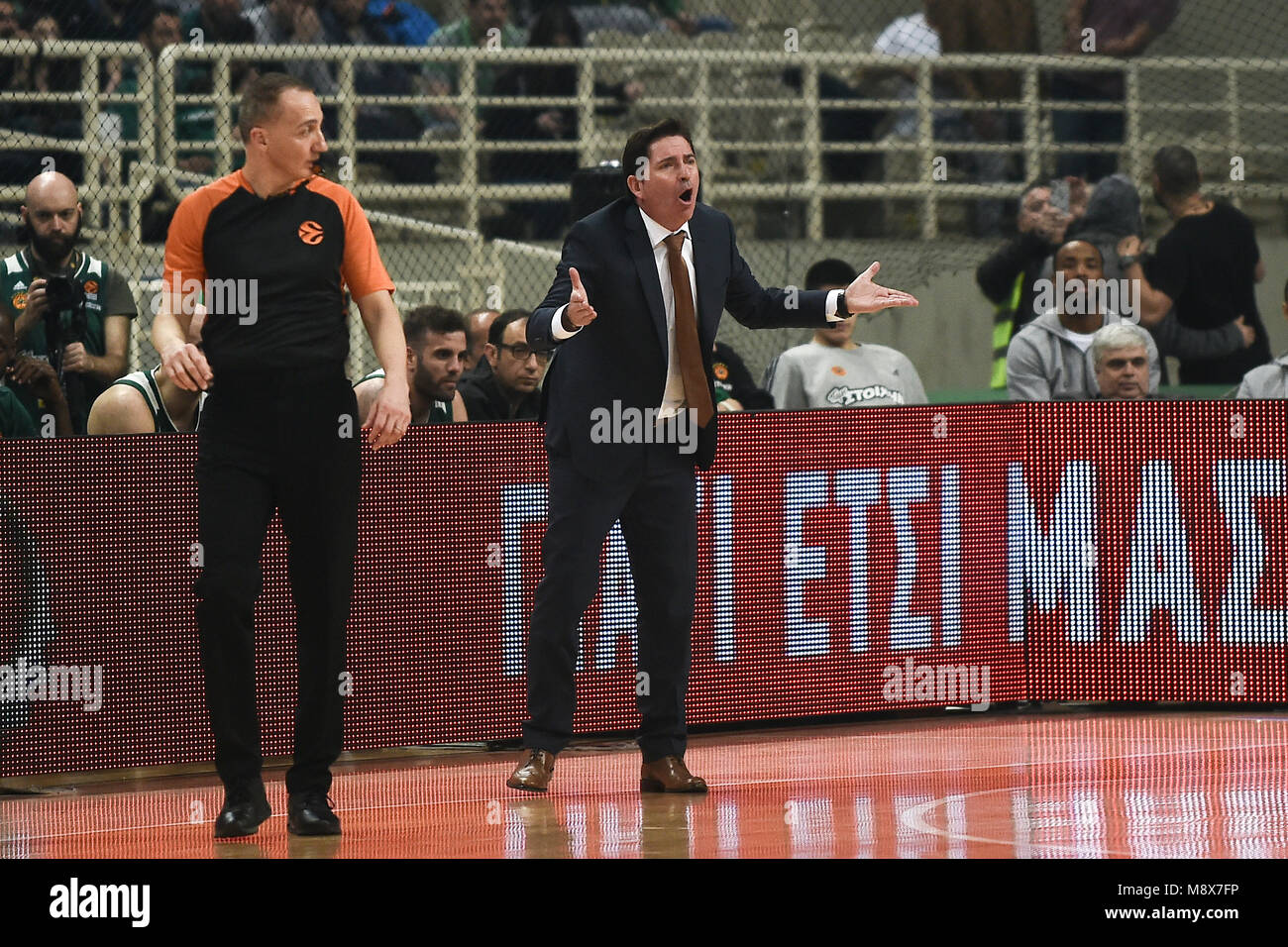 Athens, Greece. 20th Mar, 2018. 20 March 2018, Greece, Athens: Basketball, Euroleague, Panathinaikos Athens vs Red Star Belgrade: Panathinailos coach Xavi Pascual gestures. Credit: Angelos Tzortzinis/dpa/Alamy Live News Stock Photo