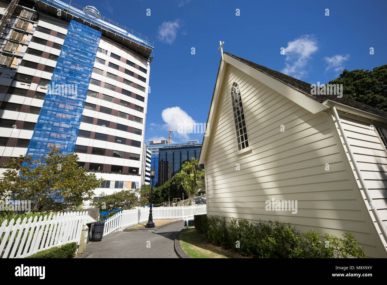 Contrasting image of two buildings in Wellington, New Zealand Stock Photo