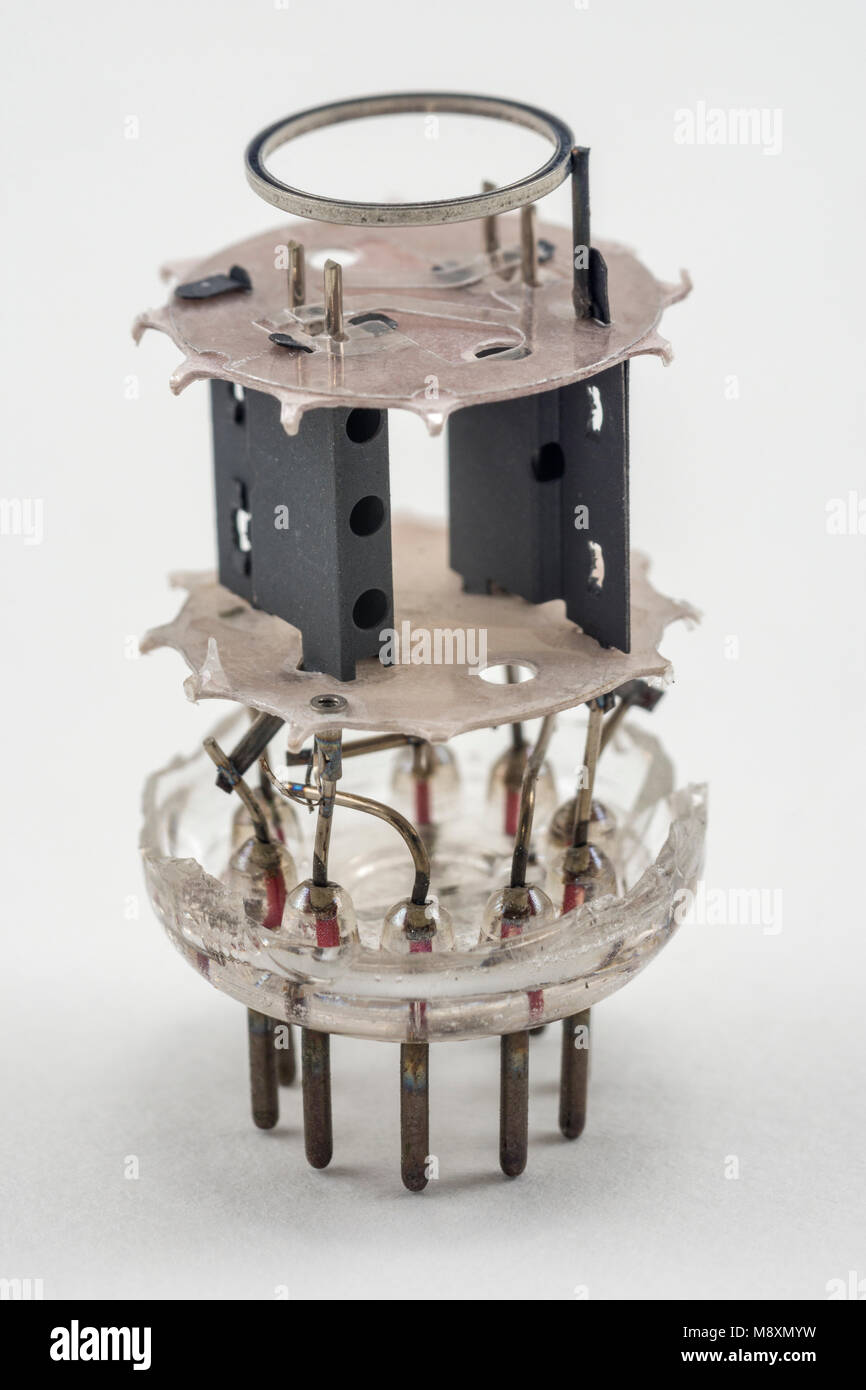 Valve radio hires stock photography and images Alamy