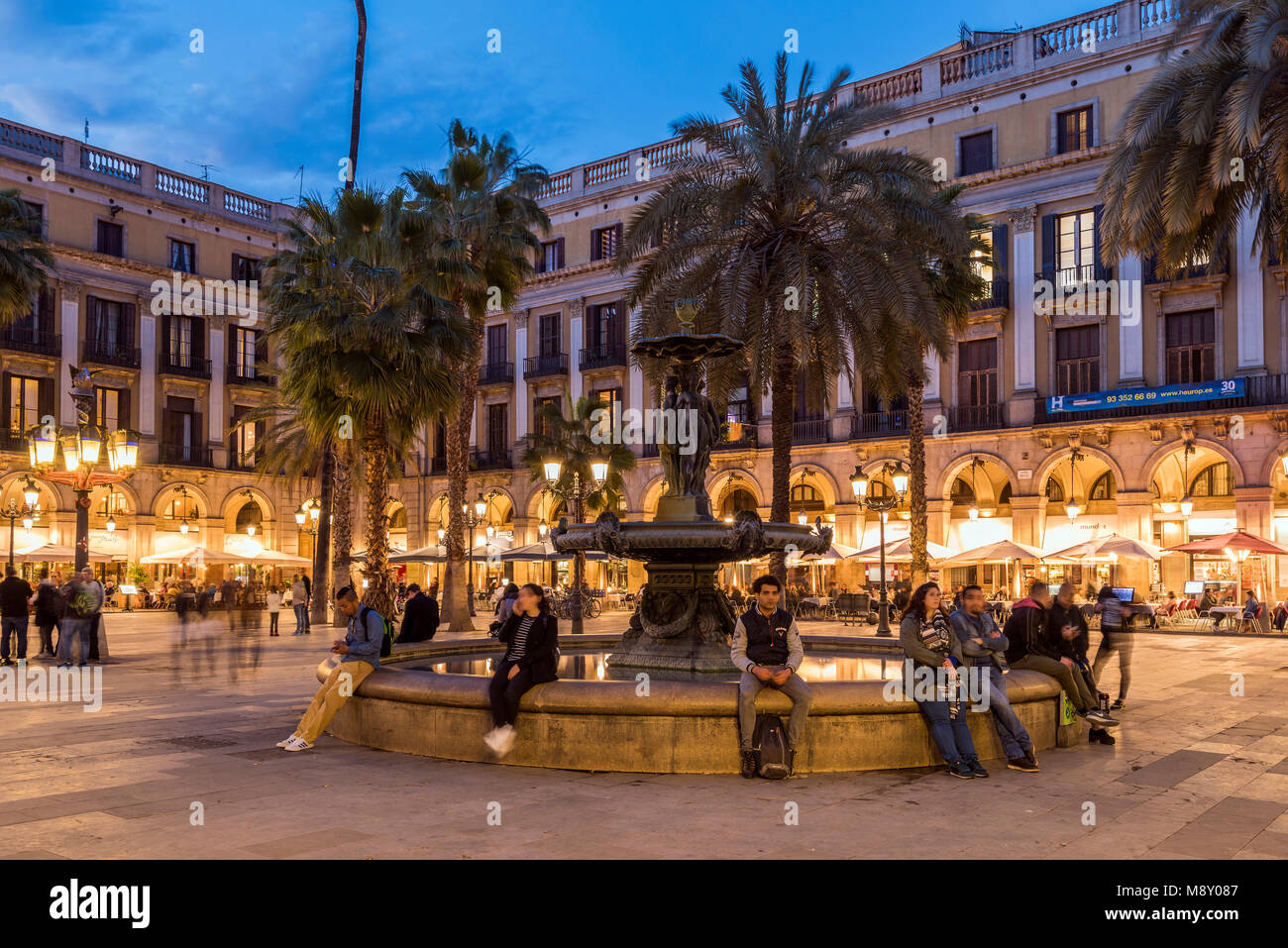 Night view of Placa Reial square (Plaza Real) in the Gothic Quarter, Barcelona, Catalonia, Spain Stock Photo