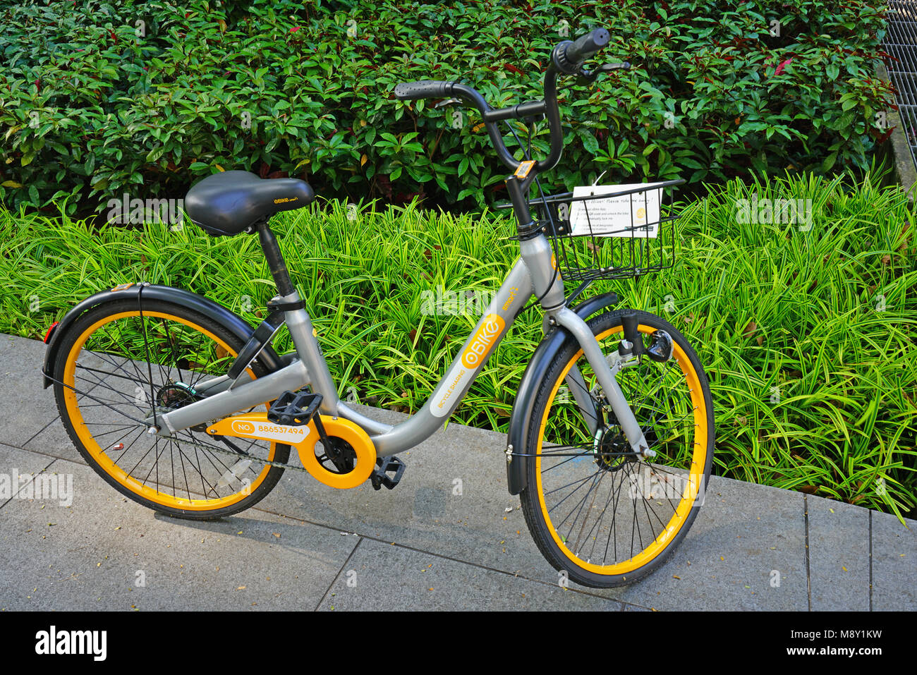 Bike sharing singapore hi-res stock photography and images - Alamy