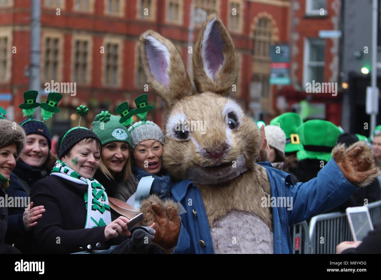 Peter Rabbit At St. Patrick's Day Parade Dublin Stock Photo Alamy