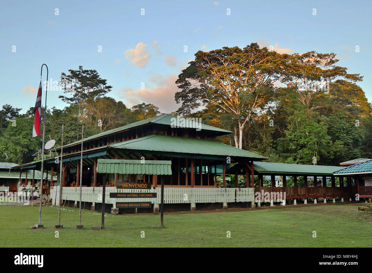 Remote Ranger Station Ranger Station High Resolution Stock Photography and Images - Alamy