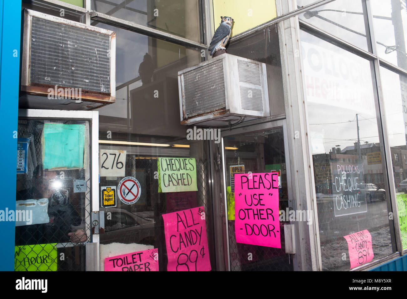 Economic decline hires stock photography and images Alamy