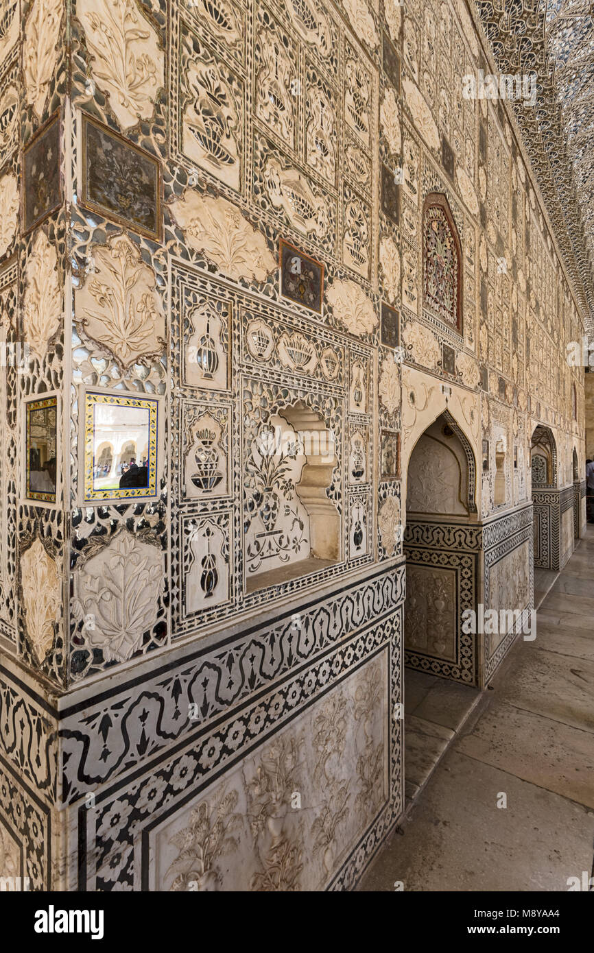 Mirror palace amber fort palace hi-res stock photography and images - Alamy