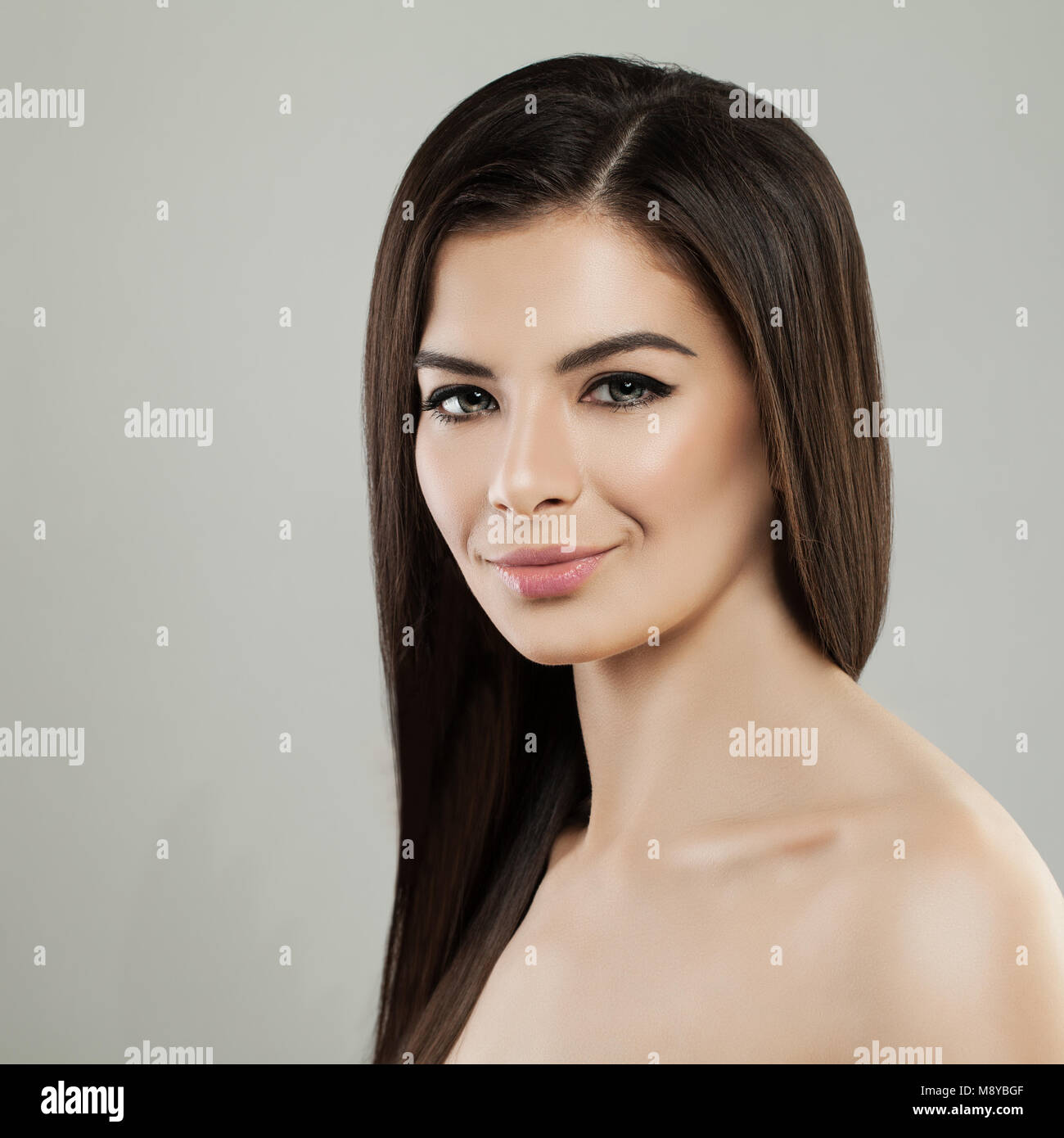 Woman face close hi-res stock photography and images - Alamy